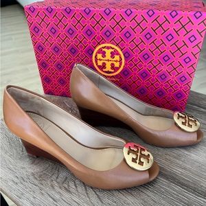 Tory Burch Kara peep toe